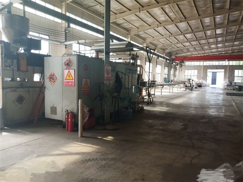 車間生產(chǎn)設(shè)備